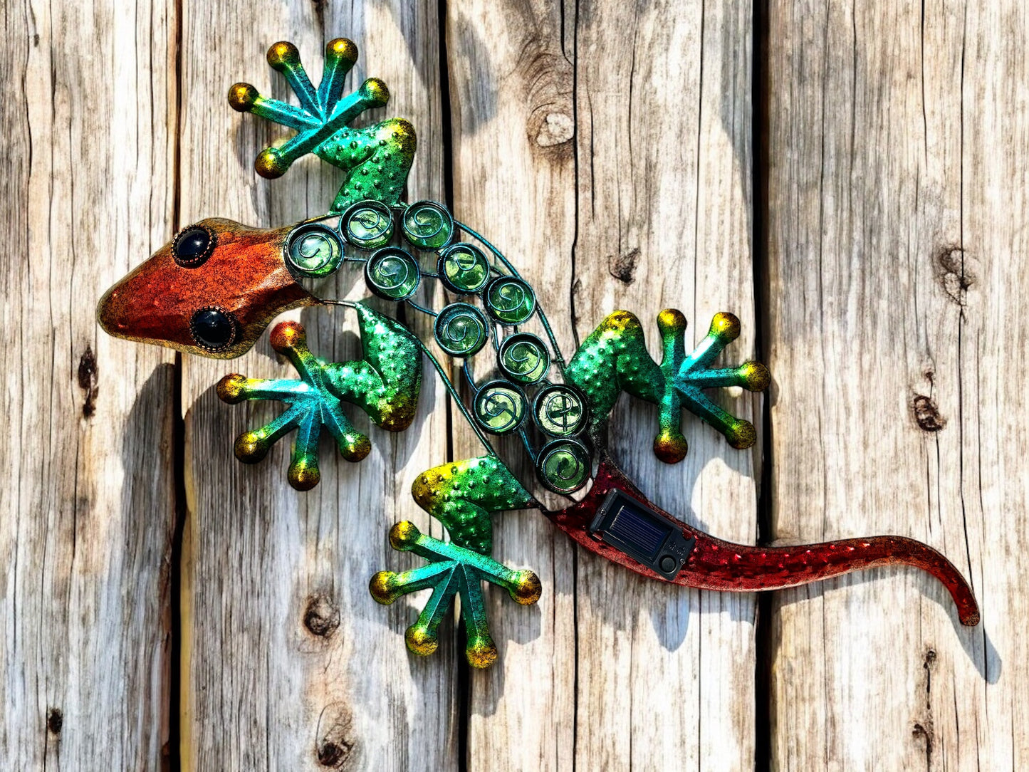 Solar Powered Metal Gecko