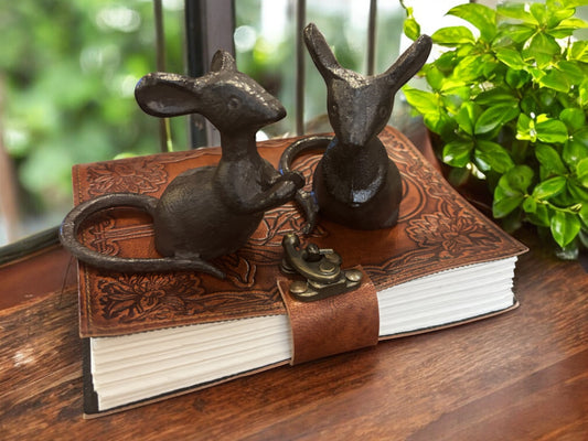 Cast Iron Mice (Pair)