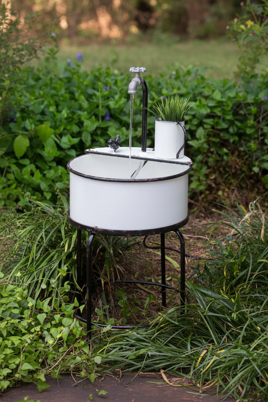 Garden Sink Fountain – Full Body View