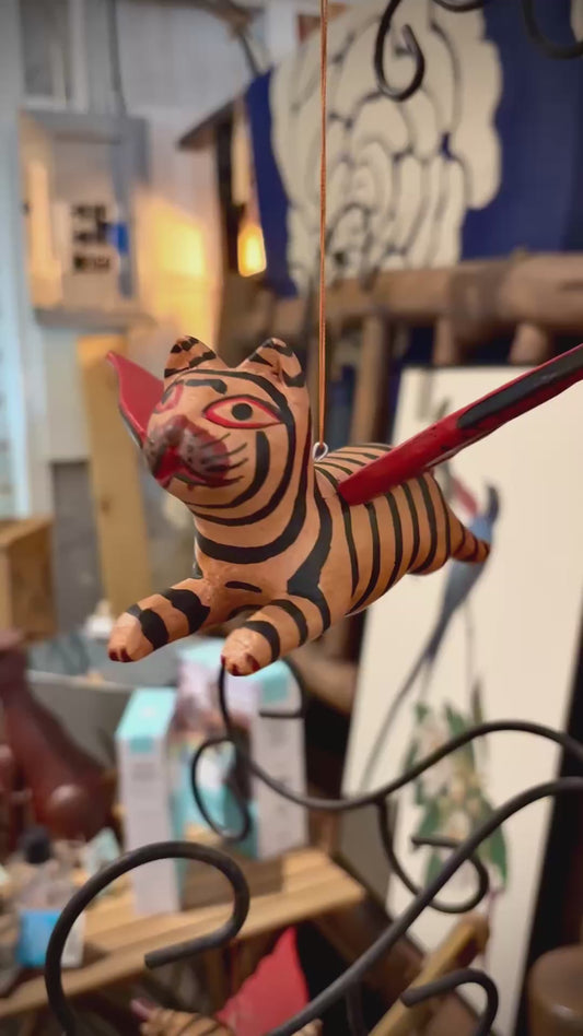 Wooden Flying Tiger Cat